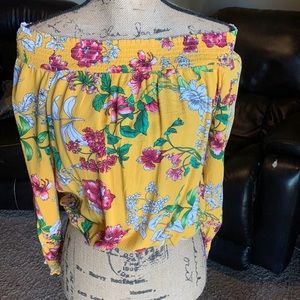 Off the shoulder yellow floral long sleeve